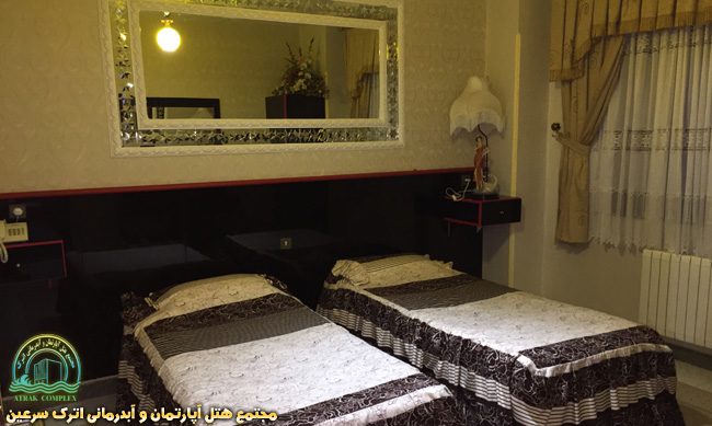 اتاق خواب با تخت های دبل در آپارتمان های یک خوابه 4 تخته